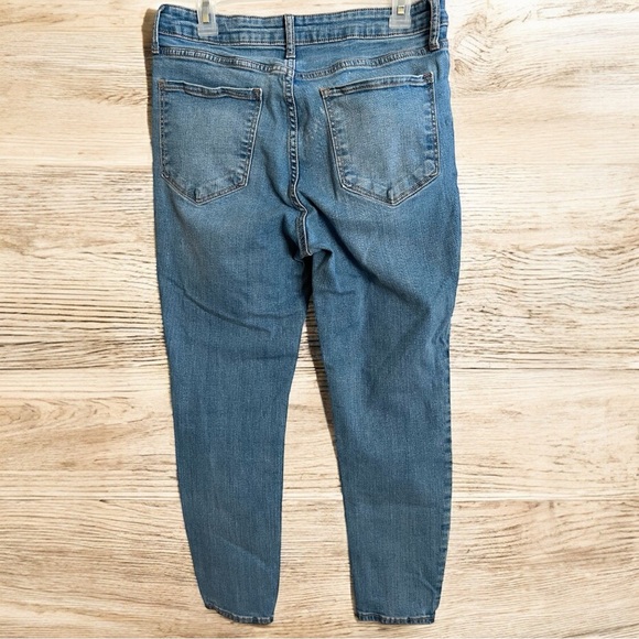 Old Navy Jeans Womens 12 Short Rockstar Skinny High Rise Light Wash Blue - Picture 3 of 7